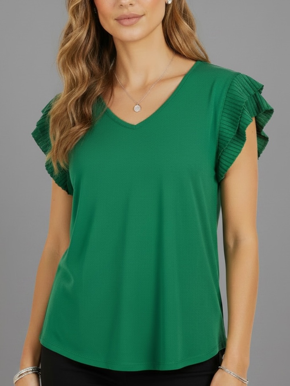 NWT ADRIANNA PAPELL Green Pleated Ruffle Short Sleeve V-Neck Blouse Size Medium